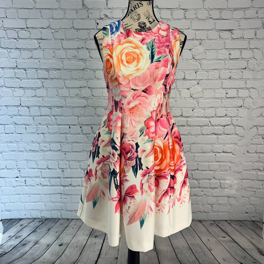 Eliza J Floral Dress 2P